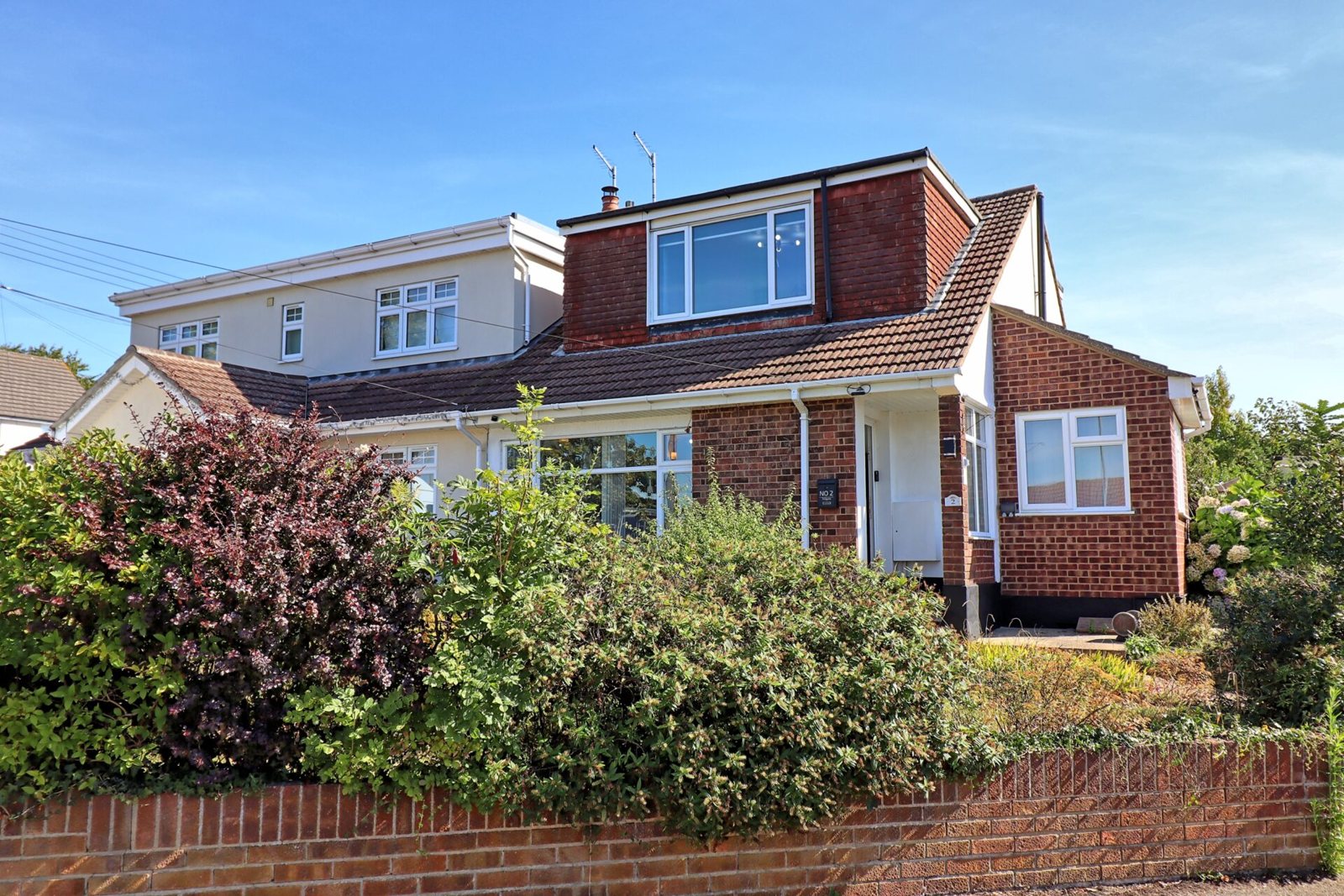 Stylish 3-Bed Tollgate Home thumbnail 3